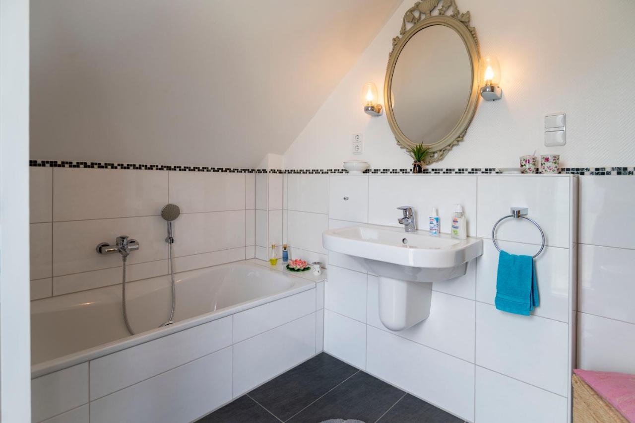 Helle Nichtraucherwohnung 69Qm Zwischen Koeln Und Duesseldorf Dormagen Ngoại thất bức ảnh